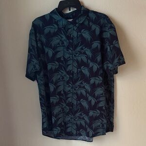 Cotton & Co. Tropical Button Down Leaf Print Shirt